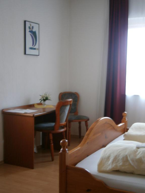 Hotel Strauss Waldbronn Pokoj fotografie