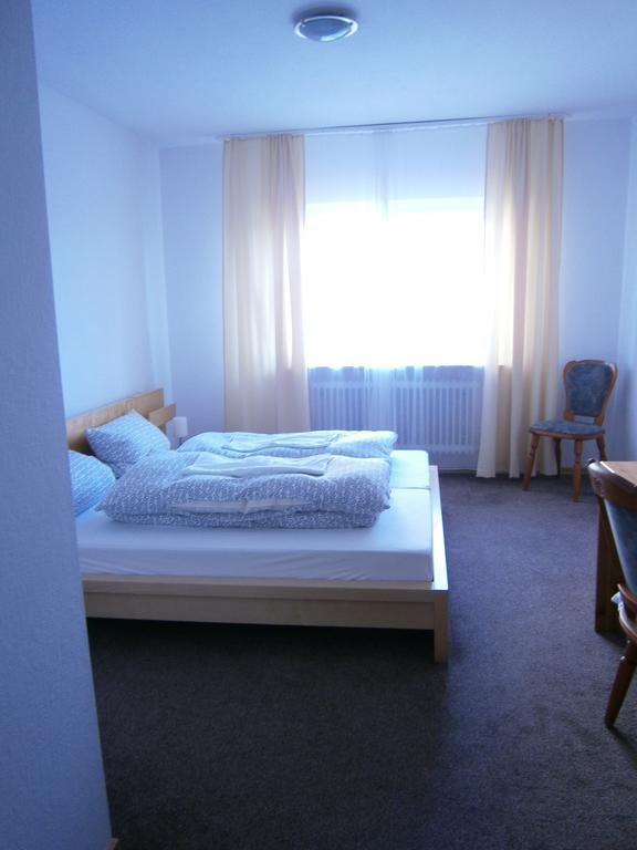 Hotel Strauss Waldbronn Pokoj fotografie
