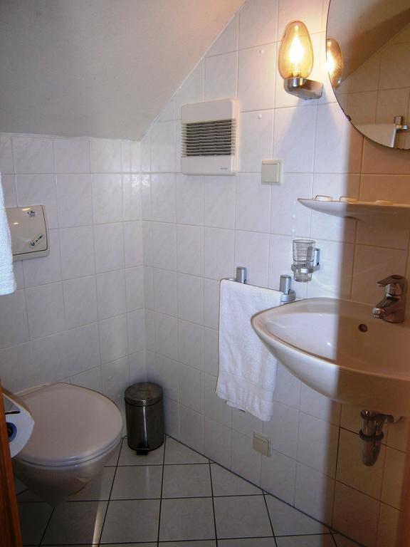 Hotel Strauss Waldbronn Pokoj fotografie
